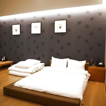 Incheon Stay Hotel Экстерьер фото