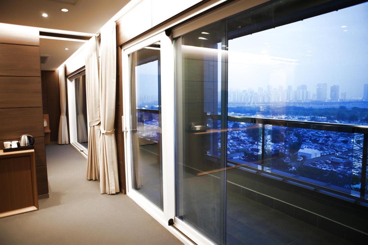 Incheon Stay Hotel Экстерьер фото