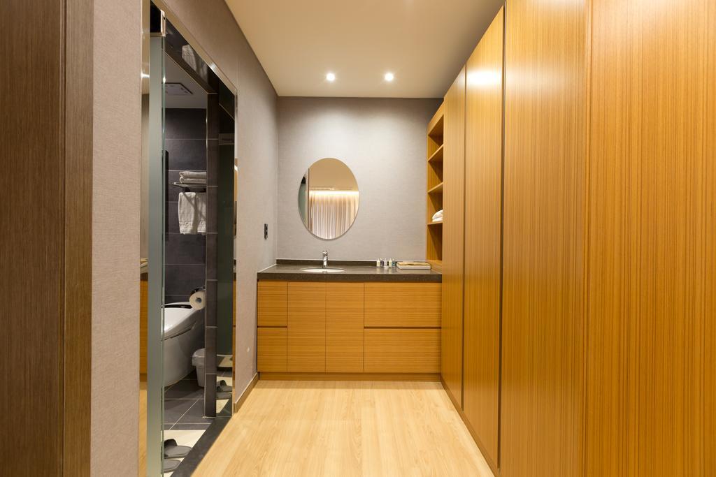Incheon Stay Hotel Экстерьер фото