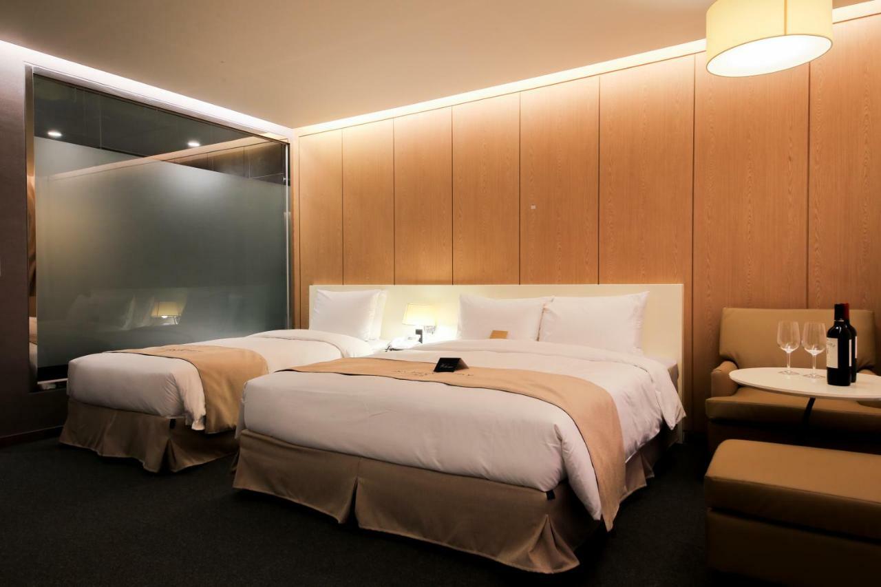 Incheon Stay Hotel Экстерьер фото